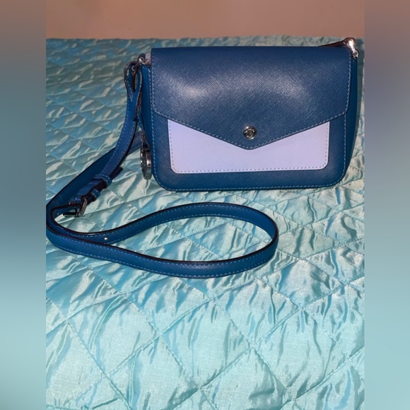MICHAEL KORS Greenwich Small 2-Tone Blue Leather Flap Crossbody EUC color block - Picture 1 of 15